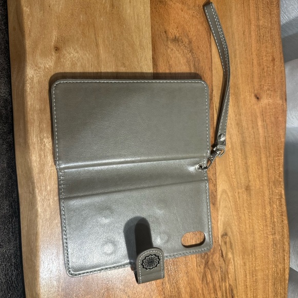 iPhone 10 Magnetic phone case +wallet! Like new! Case and magnetic wallet case! - Picture 4 of 7